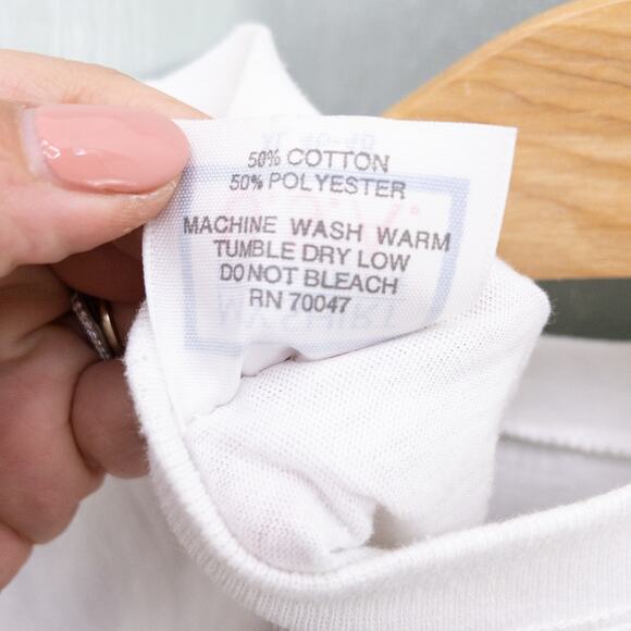 Giant Busters White Graphic Print Size XL Vintage T-Shirt Short Sleeve Crew‎ - Picture 8 of 10